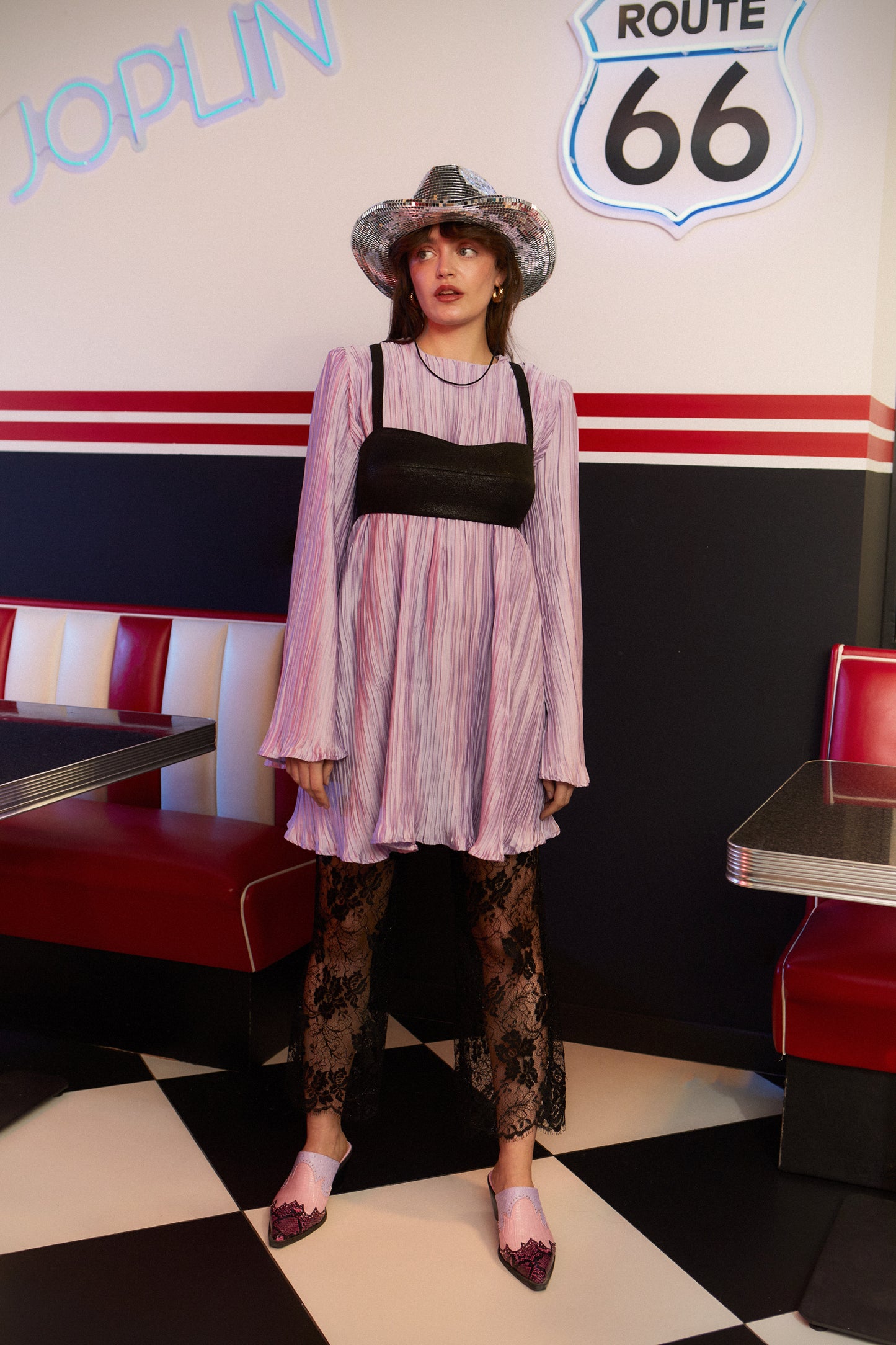 Shamrock Top ★ Black